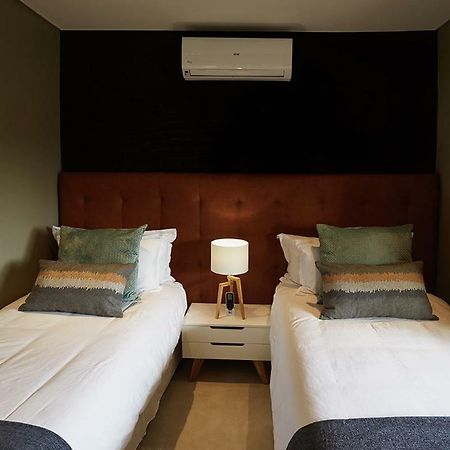 Mhondoro Safari Lodge & Villa 벨게본든 수렵 금지 구역 외부 사진